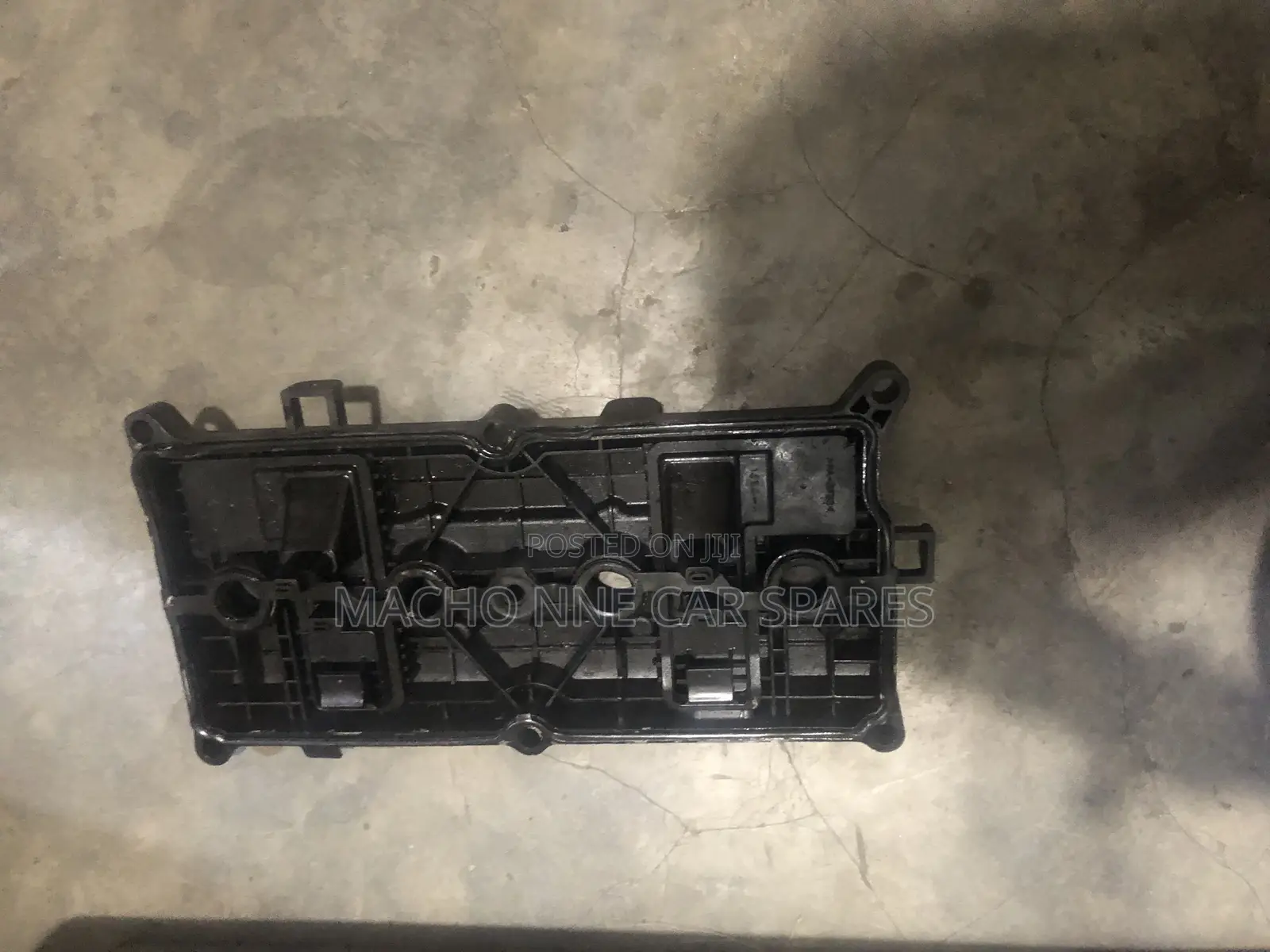 Nissan X-Trail (MR20)Top Cover Engine