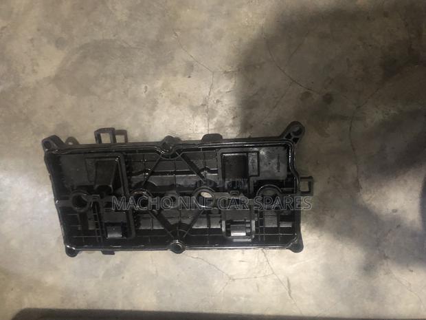 Nissan X-Trail (MR20)Top Cover Engine - thumbnail 4