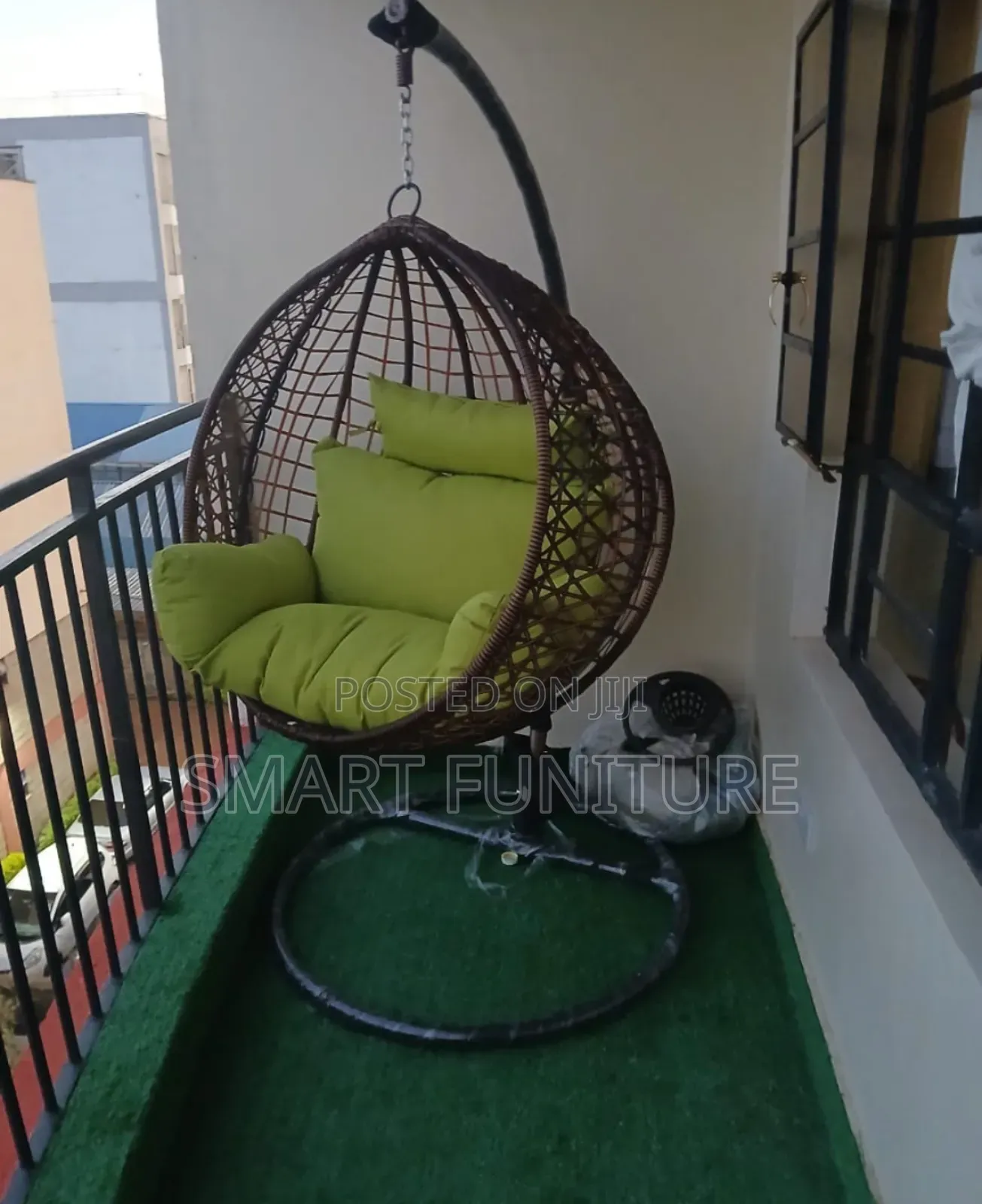 Executive Swinging Chair
