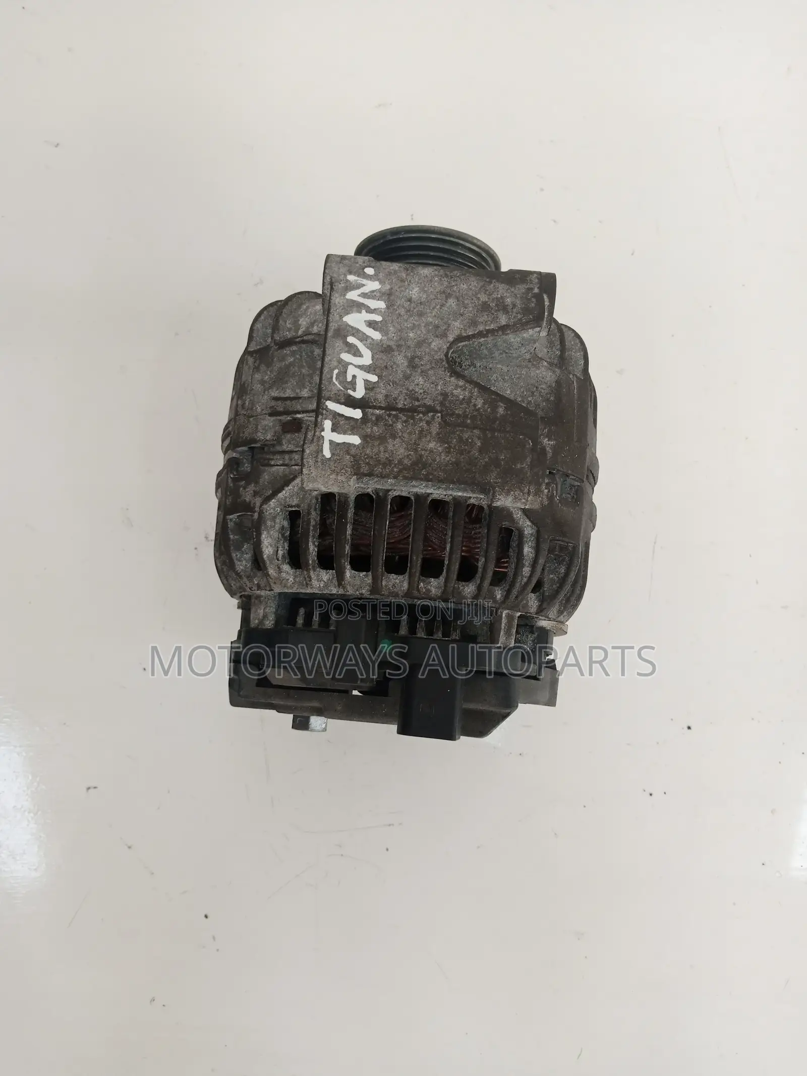 Volkswagen Tiguan CCZ Alternator