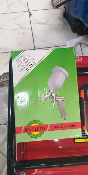 Brand New Plastic Head Spray Gun