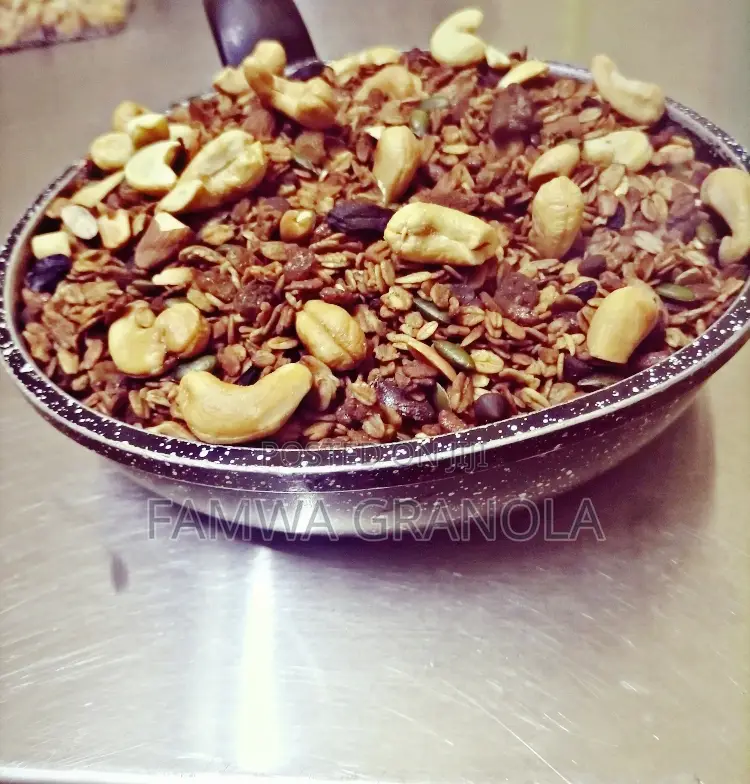 Famwa Nutty Granola 1/2 Kg