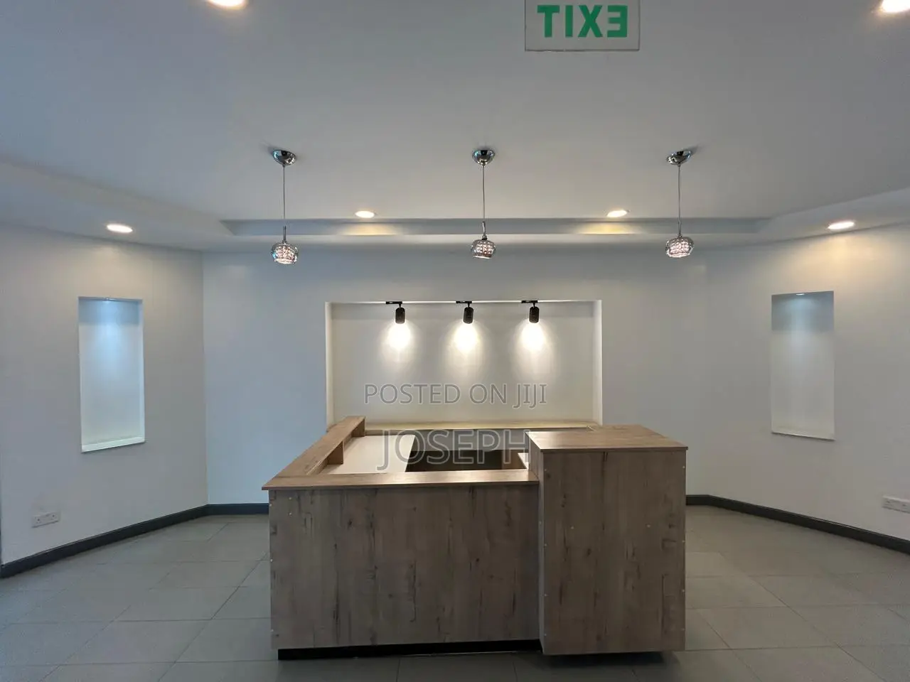 Office Space to Let in Westland's