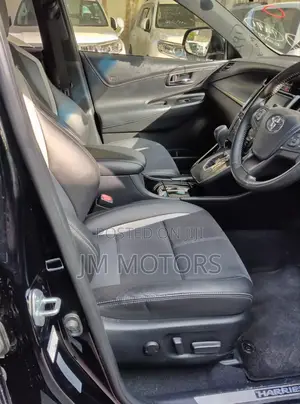 Toyota Harrier 2017 Black