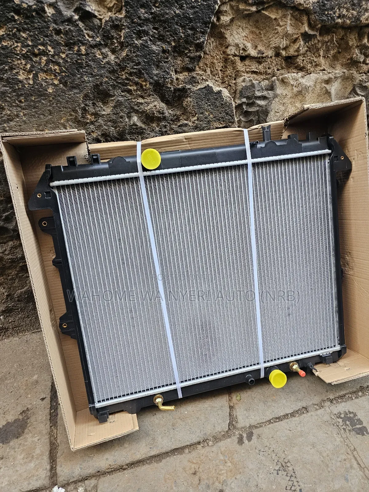 Toyota Hilux Vigo Radiator