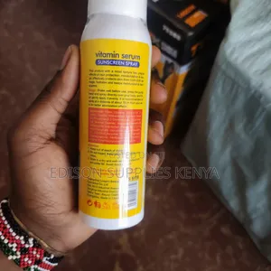 Sunscreen Spray SPF 60 With Vitamin C, Prevents Darkening