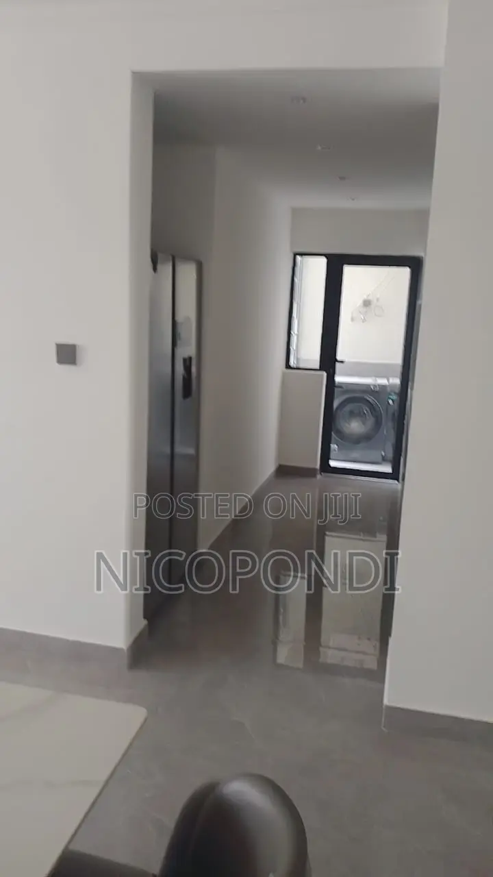 2bdrm Apartment in Lavington, Valley Arcade for sale