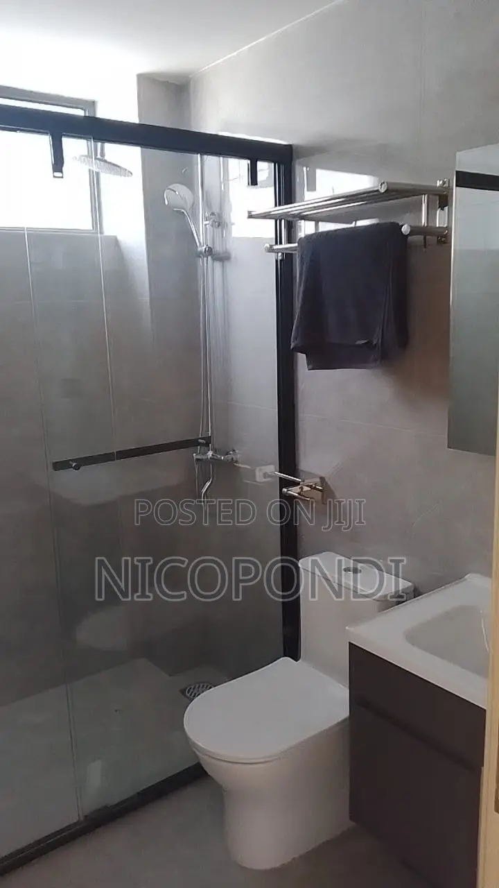 2bdrm Apartment in Lavington, Valley Arcade for sale