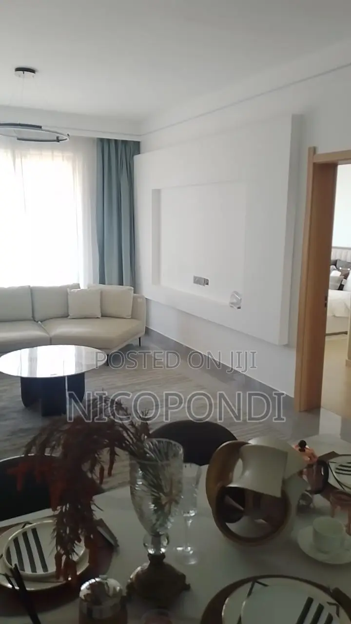 2bdrm Apartment in Lavington, Valley Arcade for sale