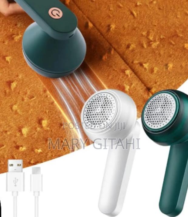 Electric and Rechargeable Lint Remover