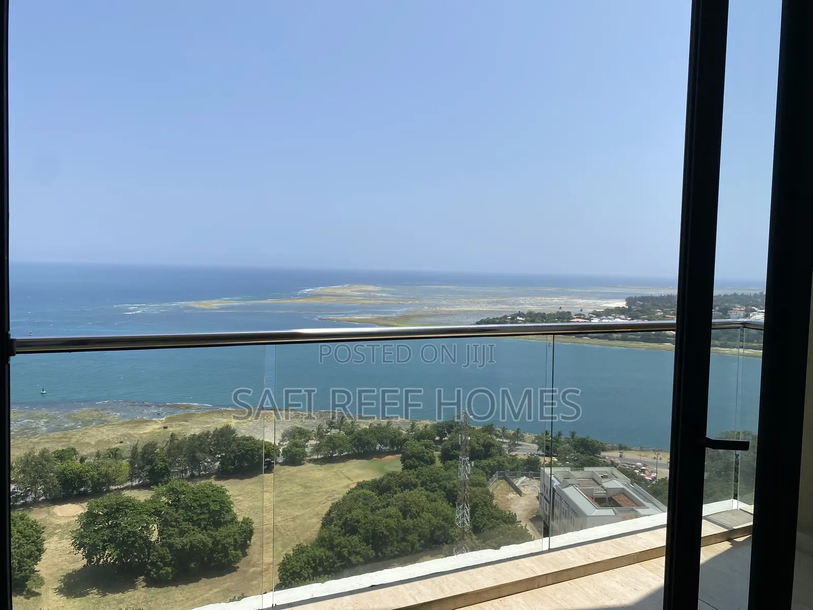Furnished 4bdrm Apartment in Kizingo for sale
