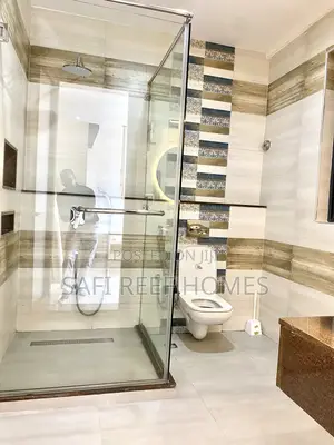 Furnished 4bdrm Apartment in Kizingo for sale
