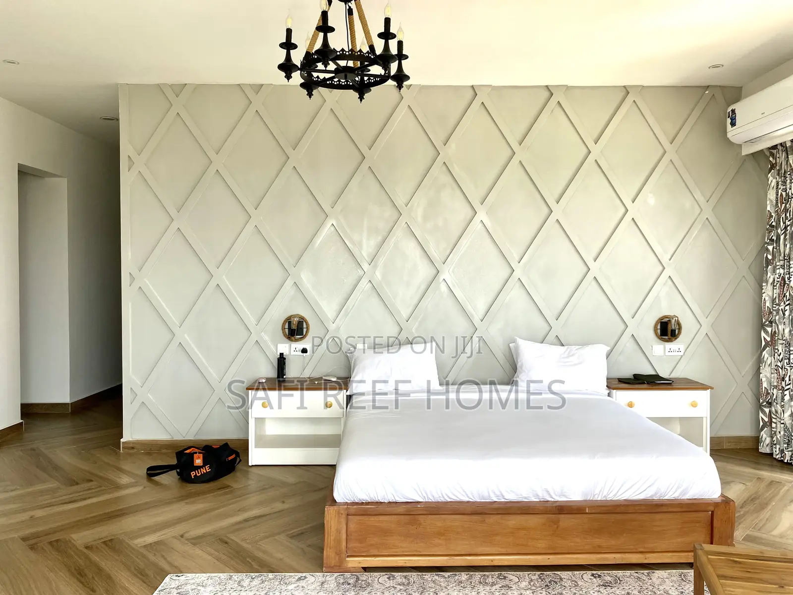 Furnished 4bdrm Apartment in Kizingo for sale