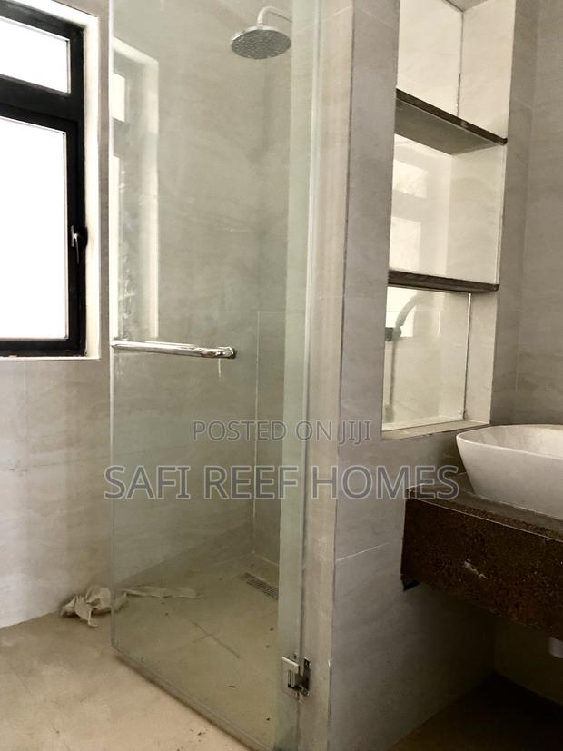 4bdrm Apartment in Kizingo for sale - thumbnail 18