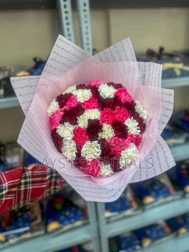 Gift Flower Bouquets - thumbnail 3