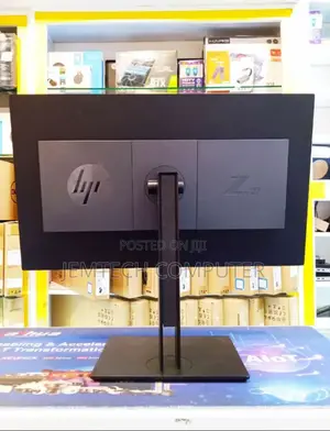 HP Z27q G3 27 Inch QHD Monitor