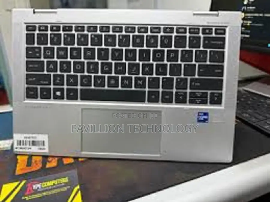 Laptop HP EliteBook 830 G8 16GB Intel Core I7 SSD 512GB