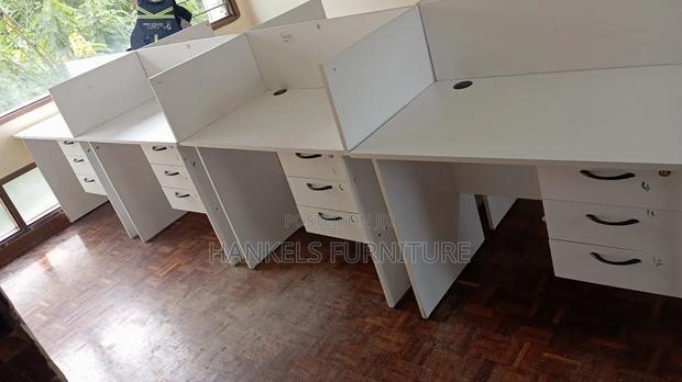 8 Way Workstation - thumbnail 3