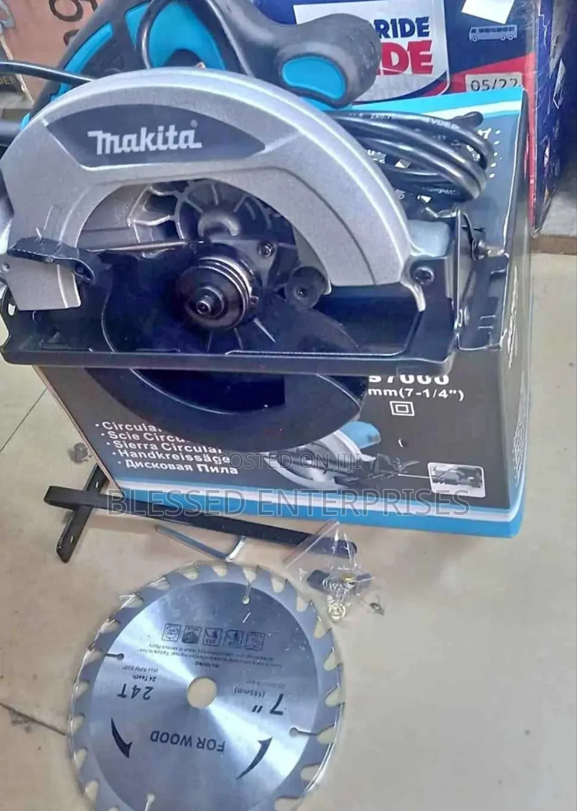 Electric Makita Circular Saw/ Powerful Makita Cross Cutter