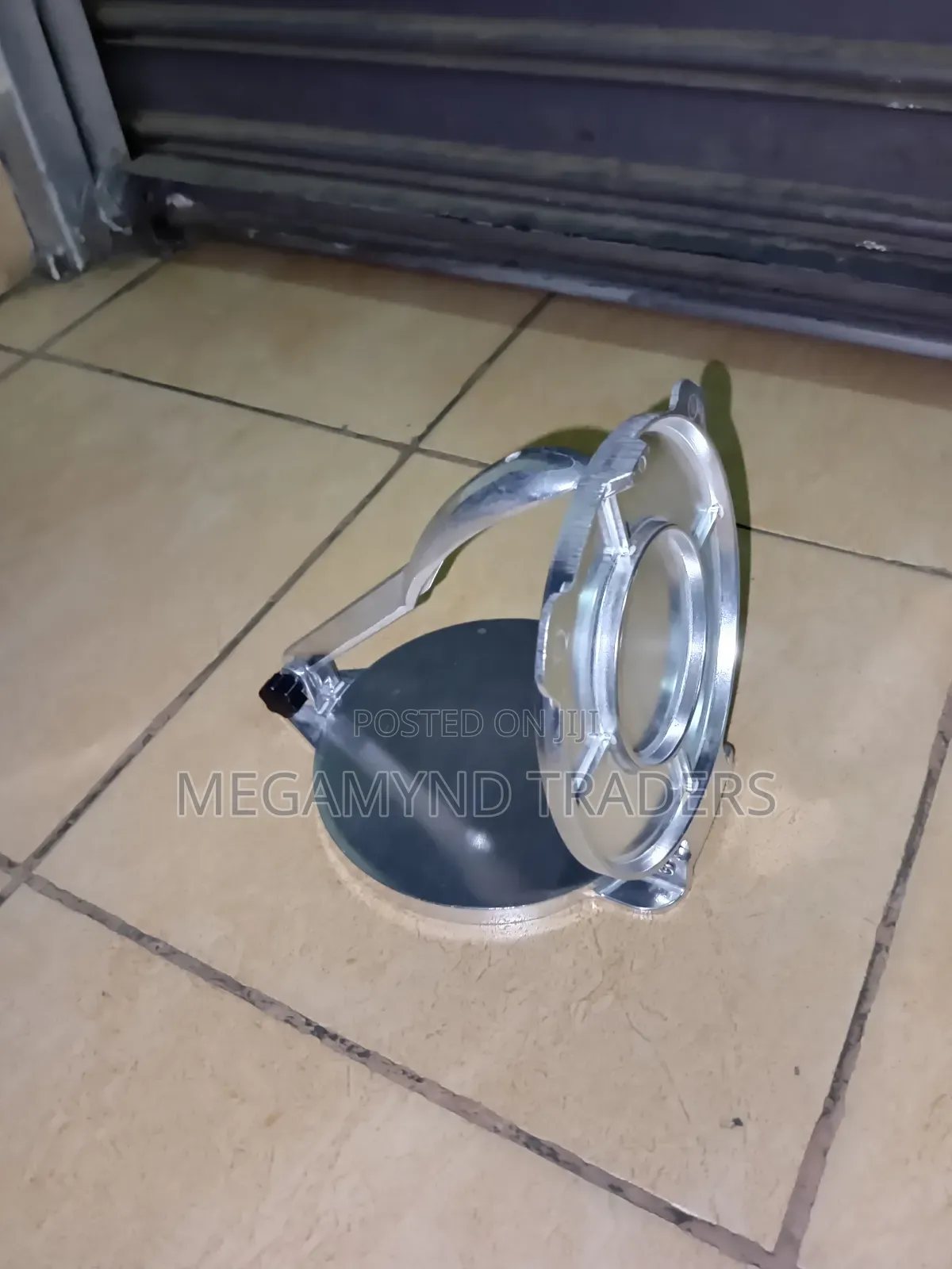 Aluminium Chapati Press Diameter 16cm
