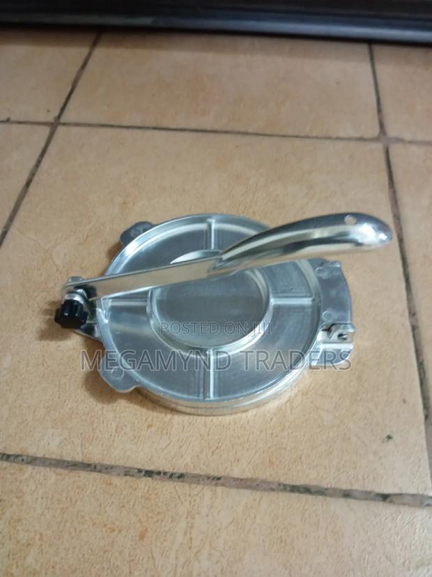 Aluminium Chapati Press Diameter 16cm - main view