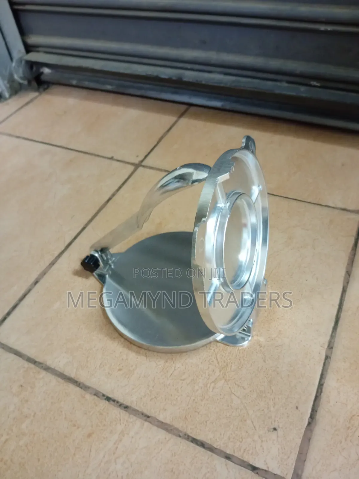 Aluminium Chapati Press Diameter 16cm