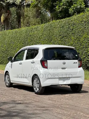Daihatsu Mira 2018 Off white