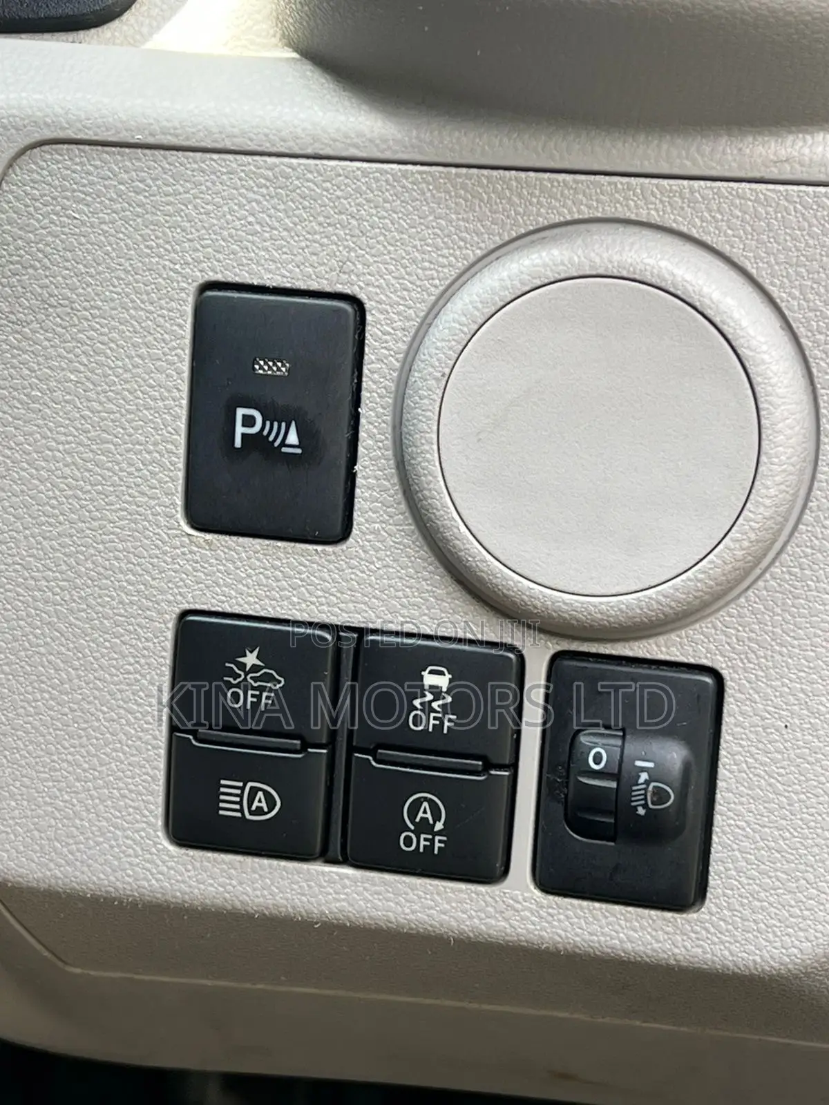 Daihatsu Mira 2018 Off white