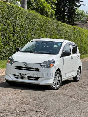 Daihatsu Mira 2018 Off white