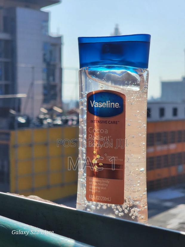 Vaseline Cocoa Butter Body Oil Intensive Care