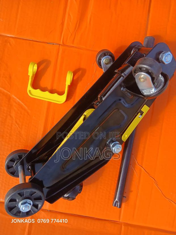 Heavy-Duty Floor Jack 2 Tonnes - thumbnail 5