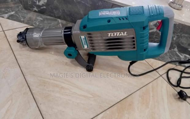 Powerful Total Demolition Hammer - main view