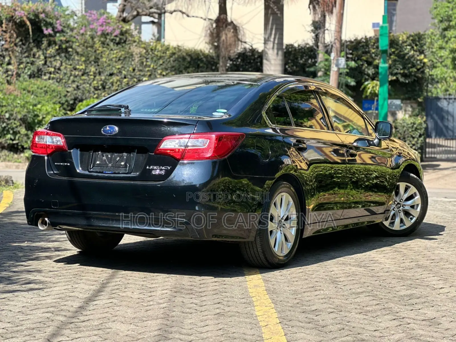 Subaru Legacy 2017 Black