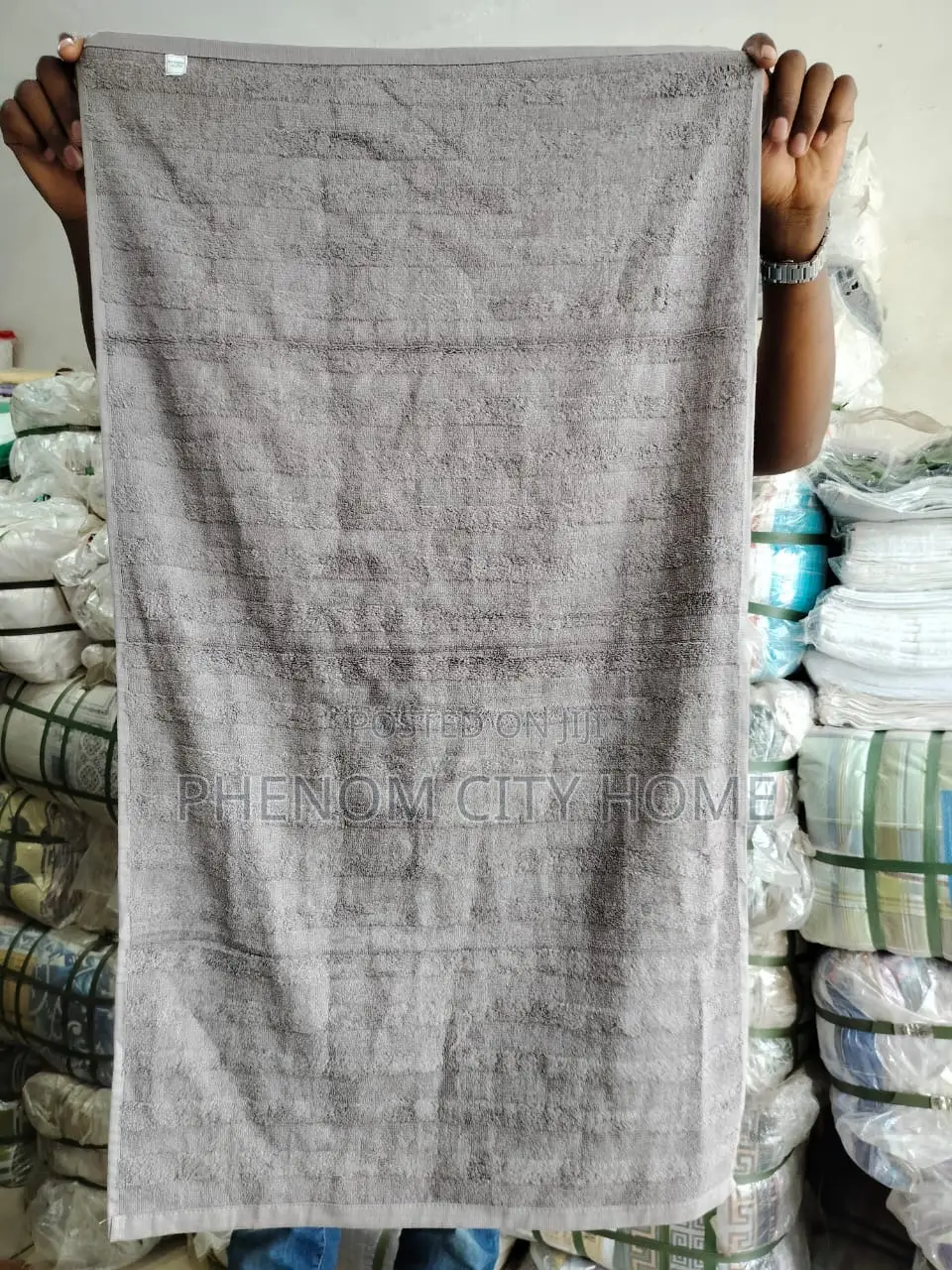 Coloured Salon Towels Available