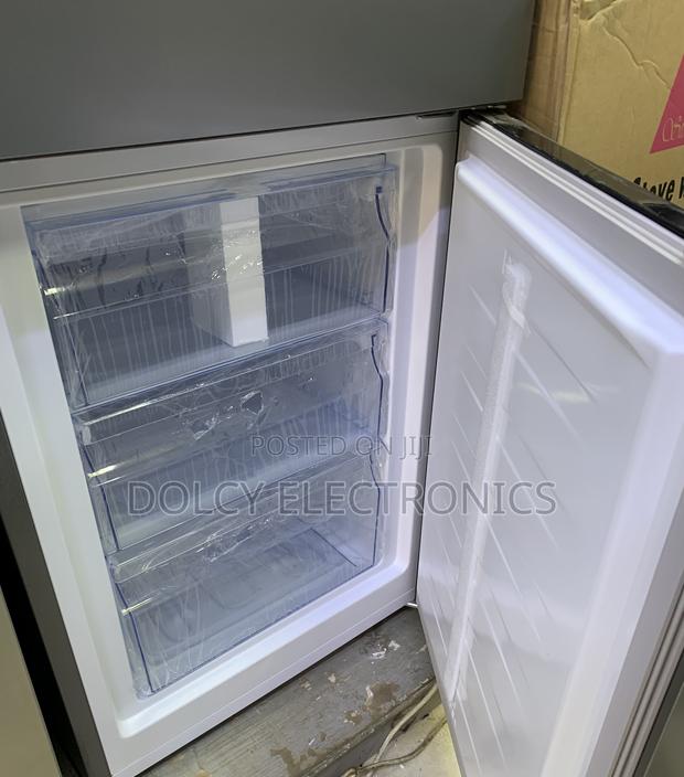 Hisense Fridge 230l Bottom Freezer Silver Ref226dr - thumbnail 3