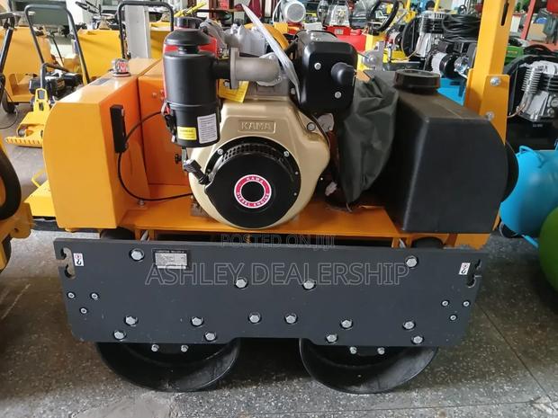 Drum Roller/ Road Roller