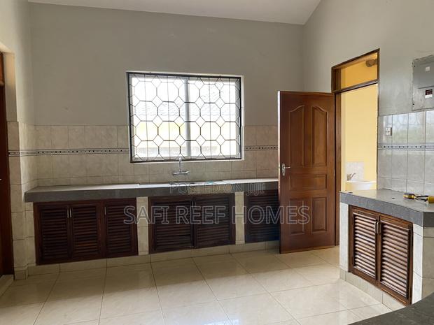 3bdrm Maisonette in Nyali for rent - thumbnail 6