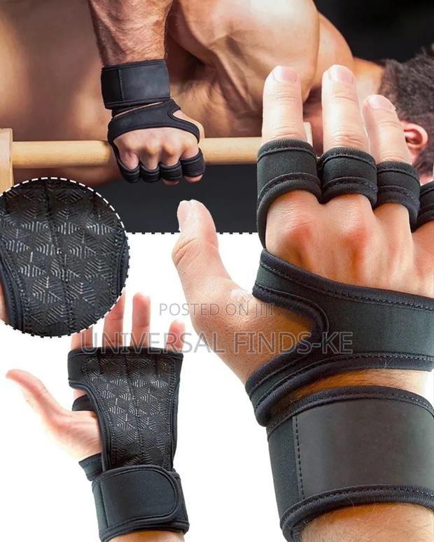 Premium Quality Gym Workout Gloves - thumbnail 2