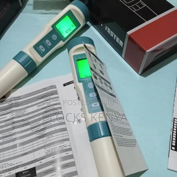 7in 1 Water Ph Meter - main view