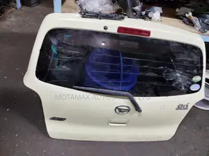 Daihatsu Mira Tailgate