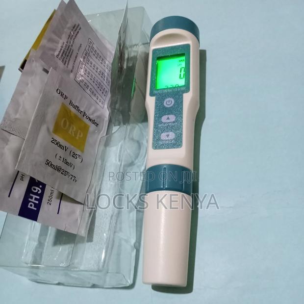 Waterproof Ph Meter - main view