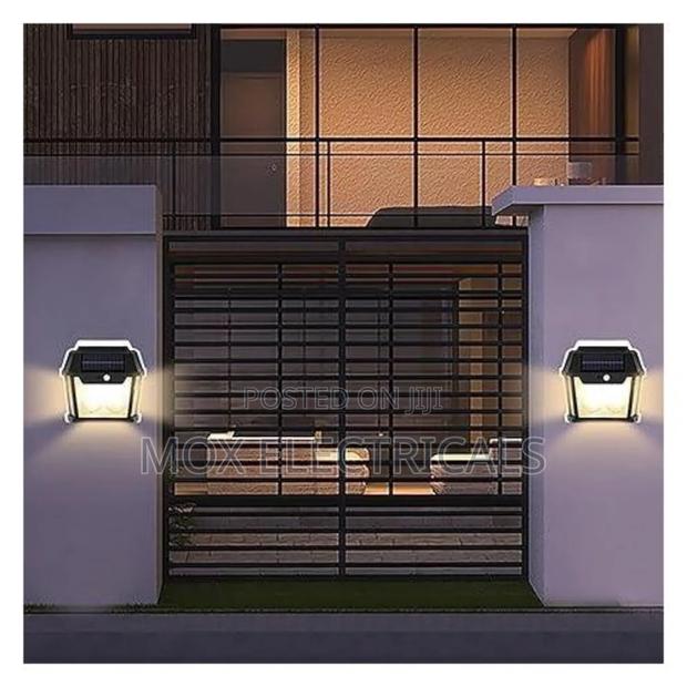 Solar Outdoor Wall Light (2 Bulbs) - thumbnail 4