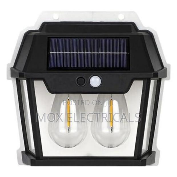 Solar Outdoor Wall Light (2 Bulbs) - thumbnail 5