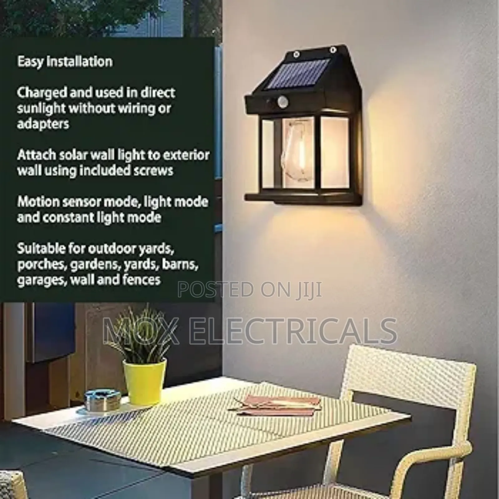 Solar Outdoor Wall Light (1 Bulb)