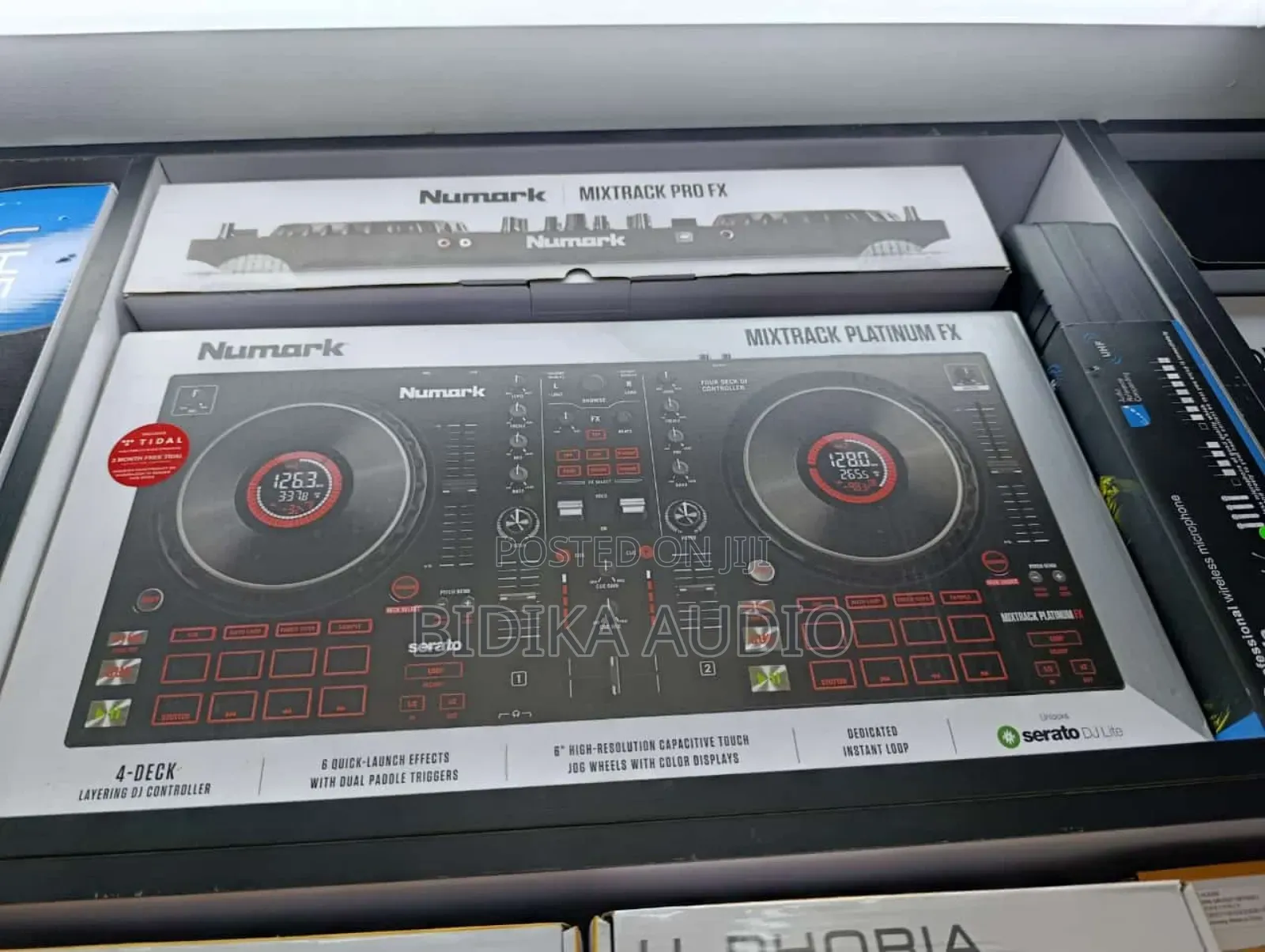 Original Numark Mixtrack Patinum FX Serato DJ