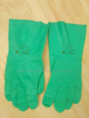 Nitrile Protective Gloves - thumbnail 2