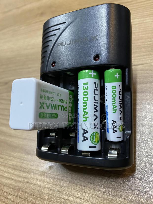 Charger for Aa ,Aaa and 9v Batteries - main view
