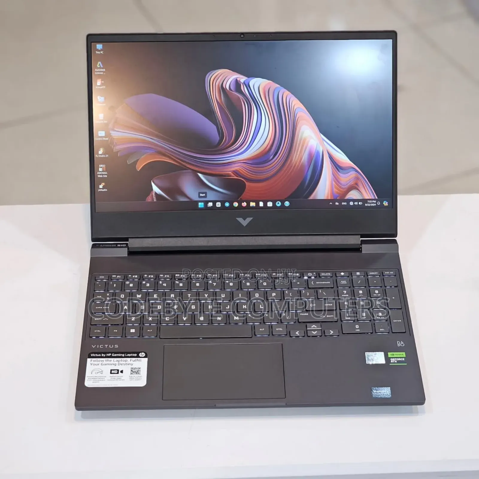 New Laptop HP Victus 15 8GB AMD Ryzen 5 SSD 512GB
