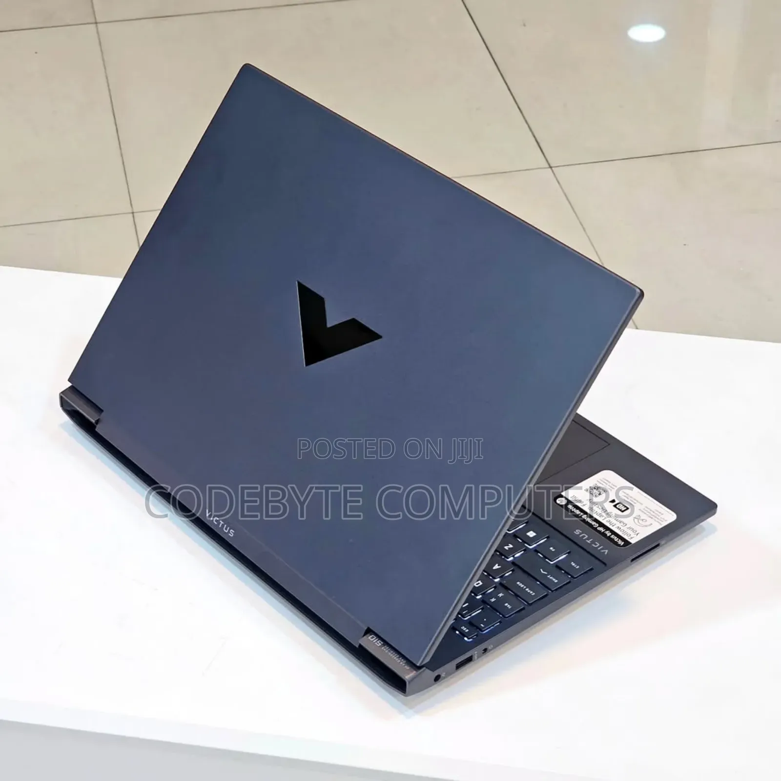 New Laptop HP Victus 15 8GB AMD Ryzen 5 SSD 512GB