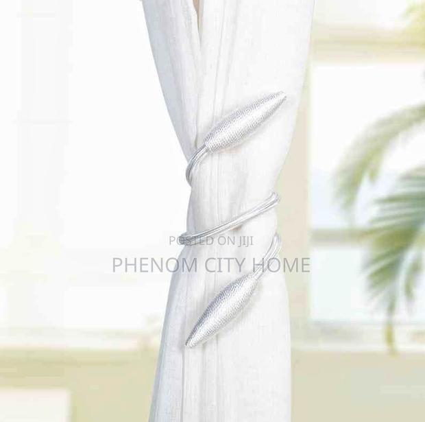 Arbitrary Shape Strong Curtains Tiebacks